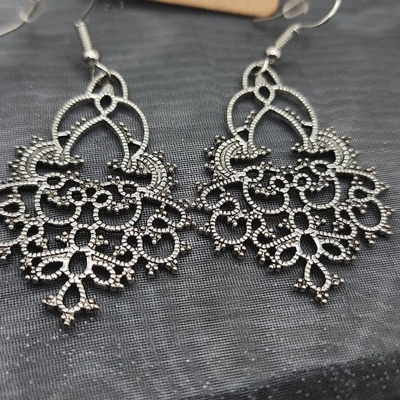 Free w bundle Silver Color earrings w/ studs - Picture 2 of 4